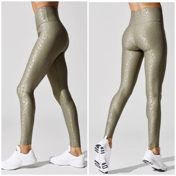 Carbon38 Pants - NWT Carbon38 takara shine leopard leggings XL